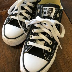 Converse Chuck Taylor All Star Core Ox